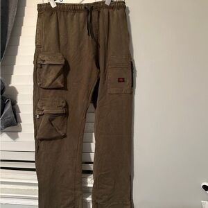 Men's Olive Cargo Pants with Utility Pockets